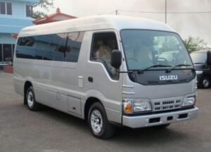 Sewa Mobil Elf di Tangerang untuk Wisata